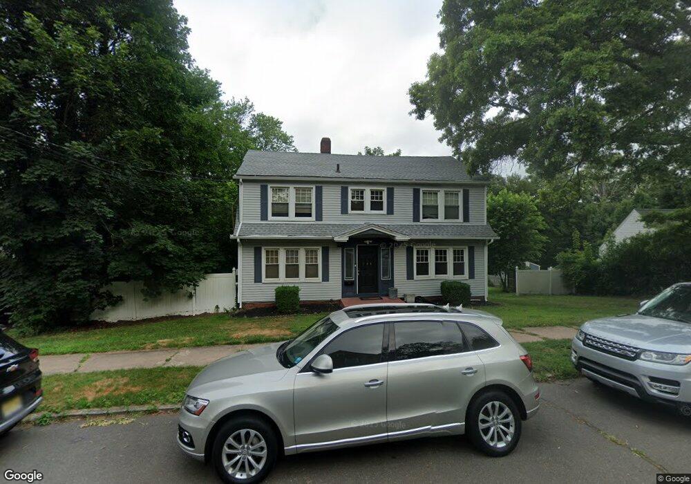 198 Grandview Ave, Hamden, CT 06514 - photo 1