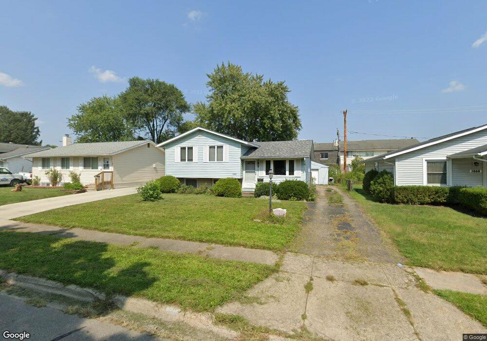 1882 Brimfield Rd, Columbus, OH 43229 - photo 1