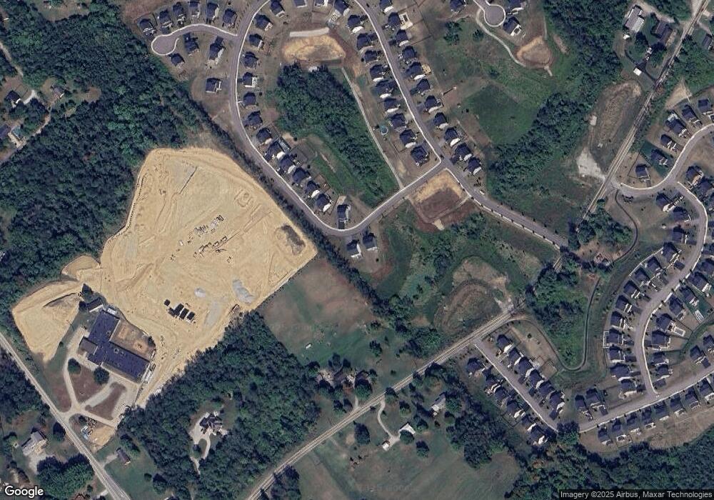 360 Crossing Dr, Eighty Four, PA 15330 - photo 1