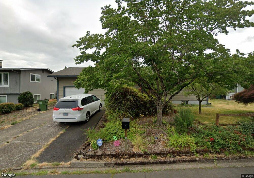 1905 Maple Dr, Newberg, OR 97132 - photo 1