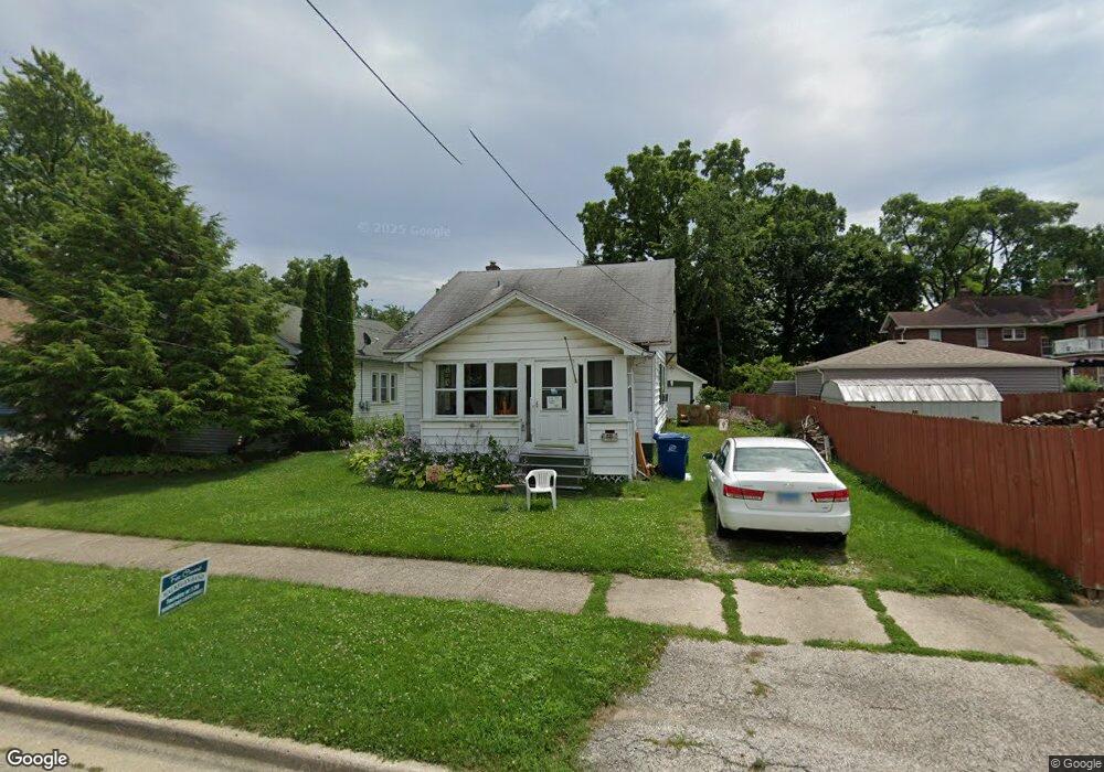 221 E Keith Ave, Waukegan, IL 60085 - photo 1