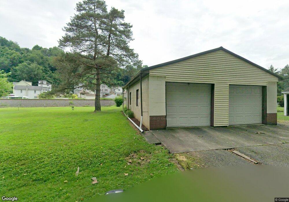 745 Kennedy Ave, East Vandergrift, PA 15629 - photo 1