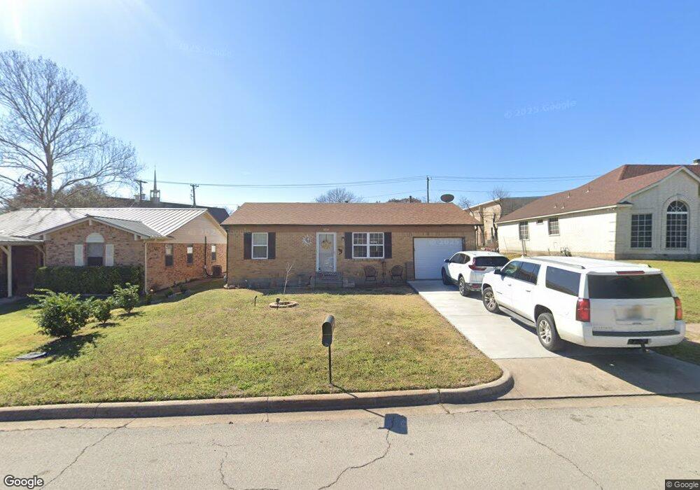 8237 Downe Dr, Fort Worth, TX 76108 - photo 1