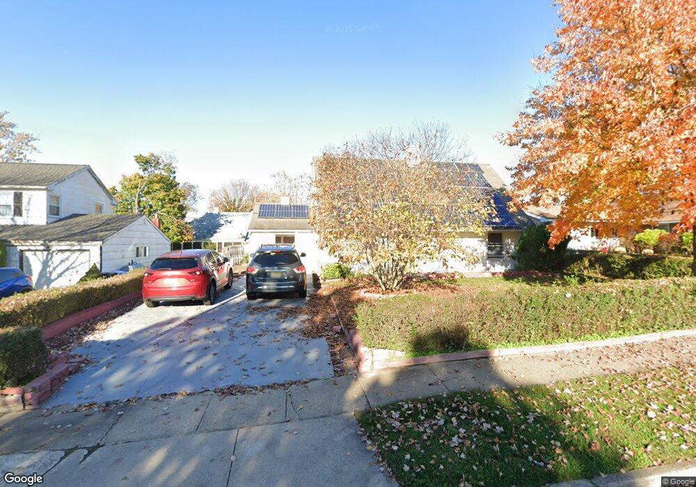 21 Pickwick Ln, Willingboro, NJ 08046 - photo 1