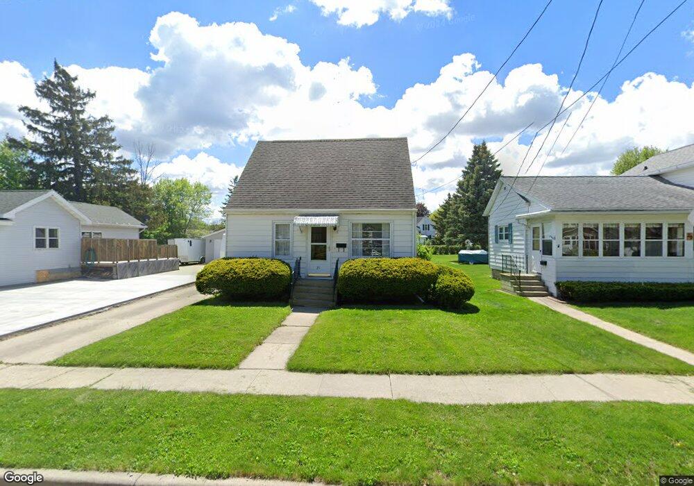 21 W Jefferson St, Waupun, WI 53963 - photo 1