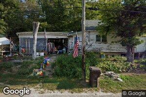 121 Railroad St, Hillview, IL 62050