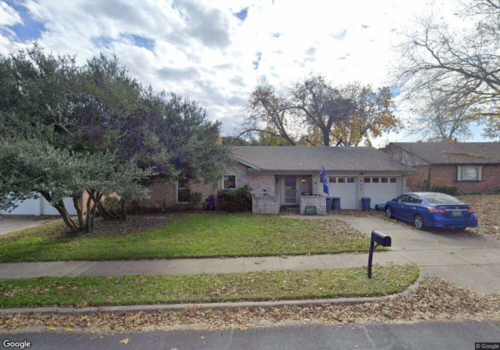 612 Spring Garden Dr, Bedford, TX 76021 - photo 1