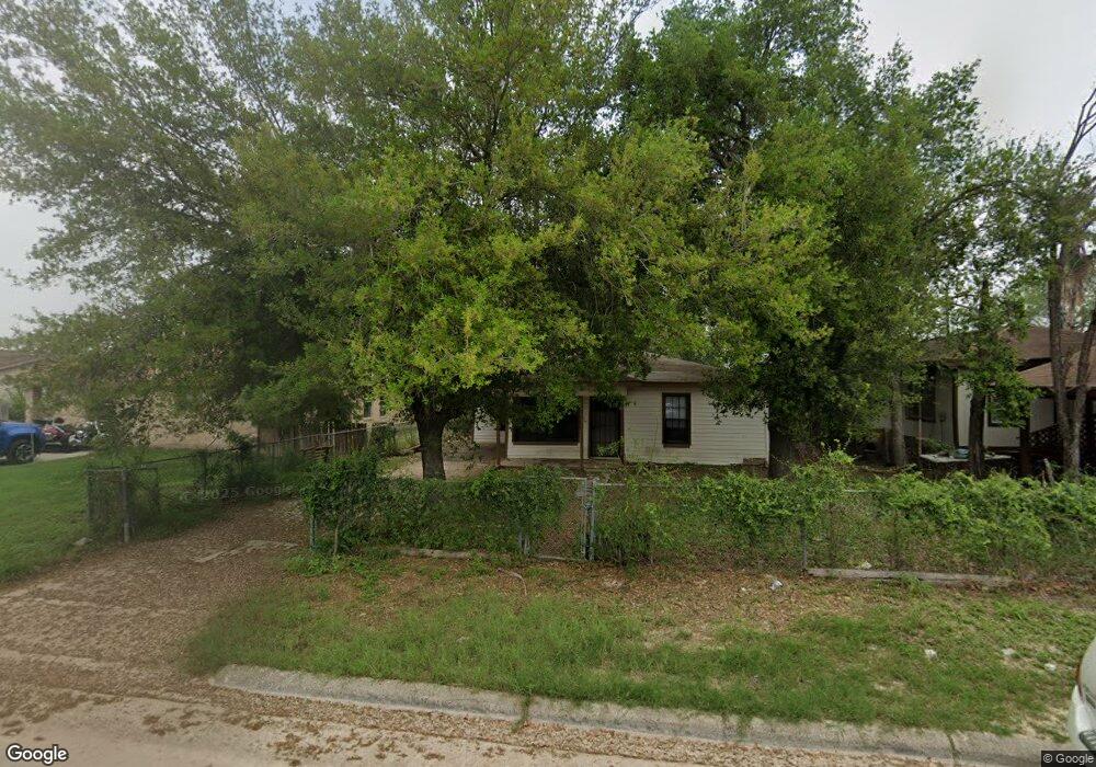 906 N Canna St, Pharr, TX 78577 - photo 1