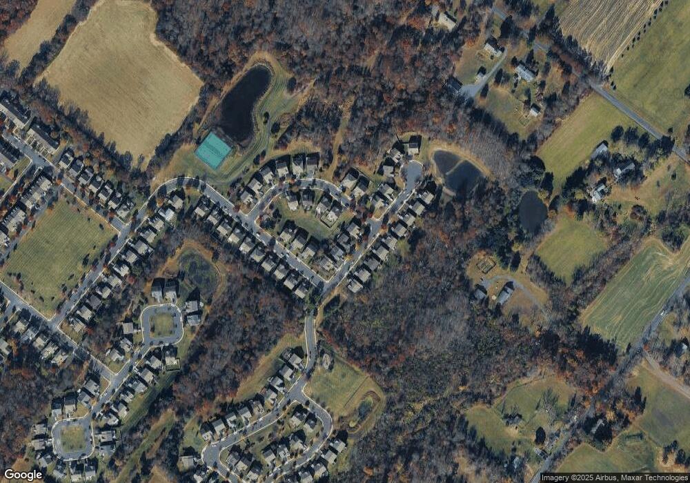 352 E Armstrong Dr, Fountainville, PA 18923 - photo 1