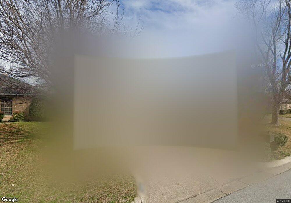 7929 Lynda Ln, North Richland Hills, TX 76180 - photo 1