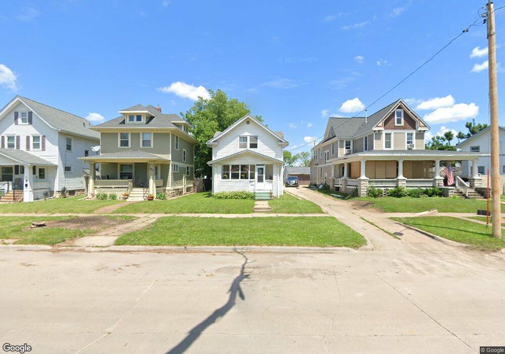 1330 A Ave NW unit 1-3, Cedar Rapids, IA 52405 - photo 1