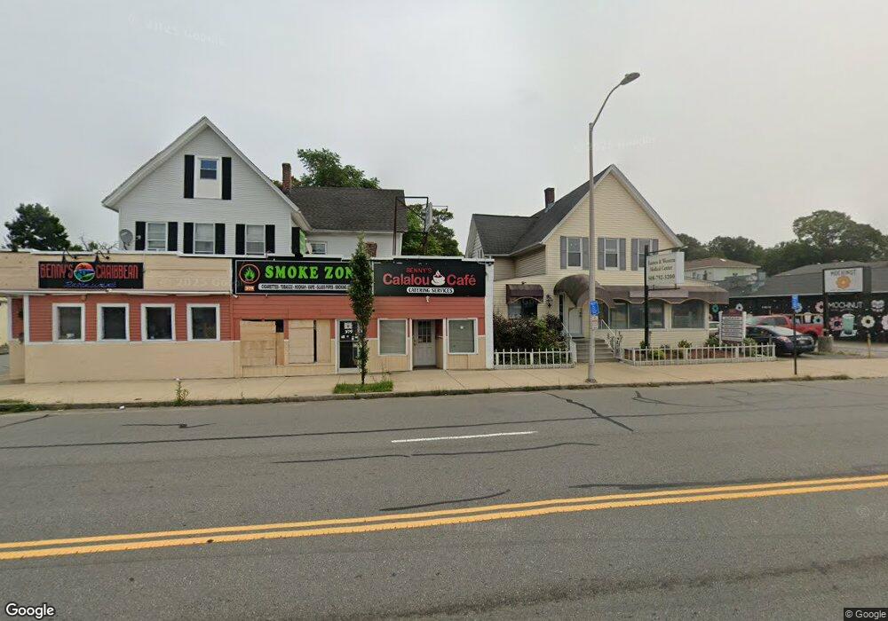 379 Park Ave unit B, Worcester, MA 01610 - photo 1