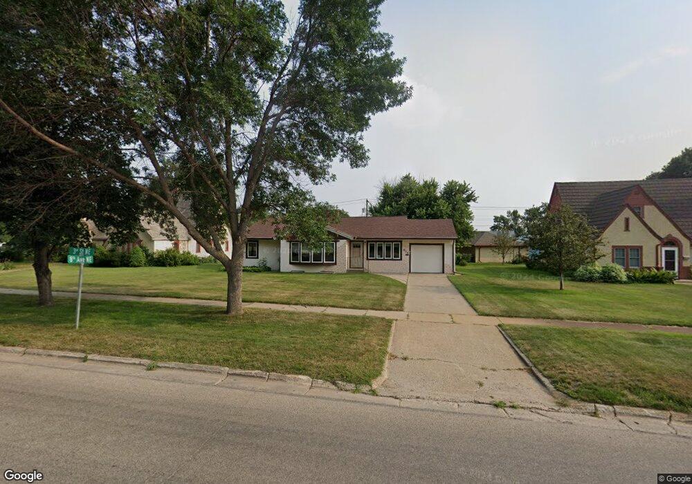 814 3rd St NE, Jamestown, ND 58401 - photo 1