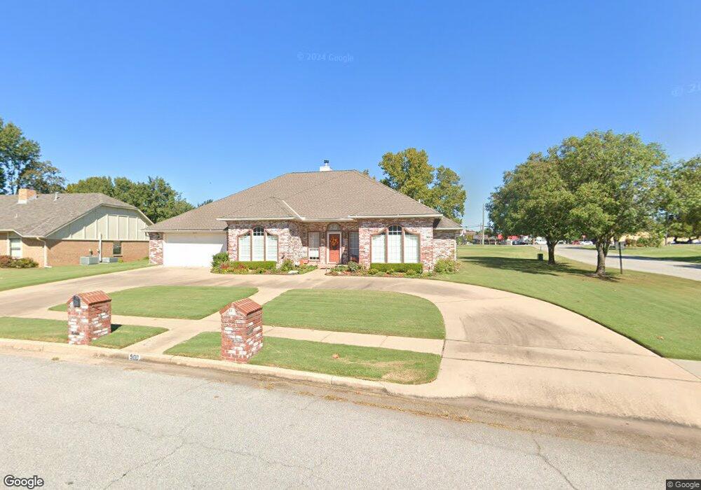 500 W Fairway Ct, Broken Arrow, OK 74011 - photo 1