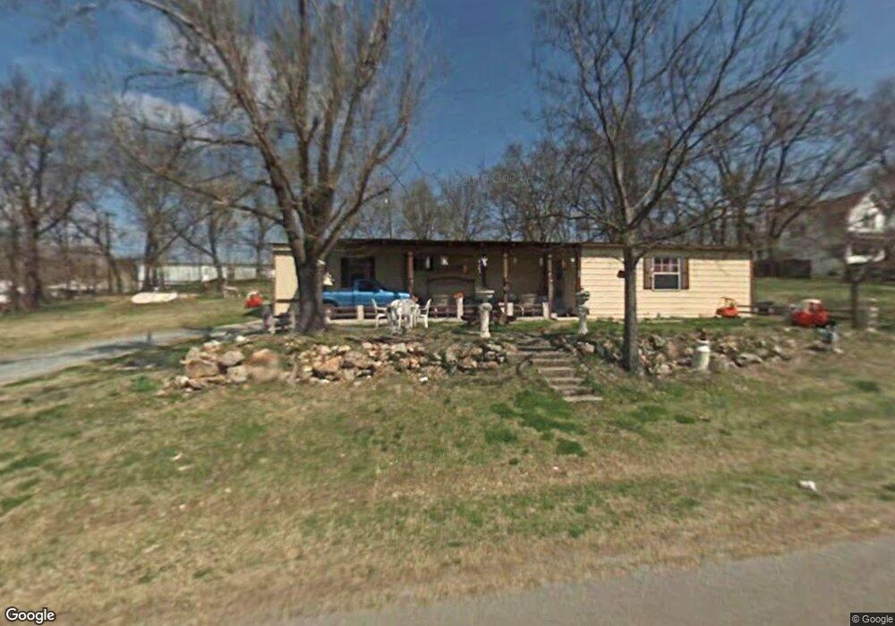 303 E Ross, Locust Grove, OK 74352 - photo 1