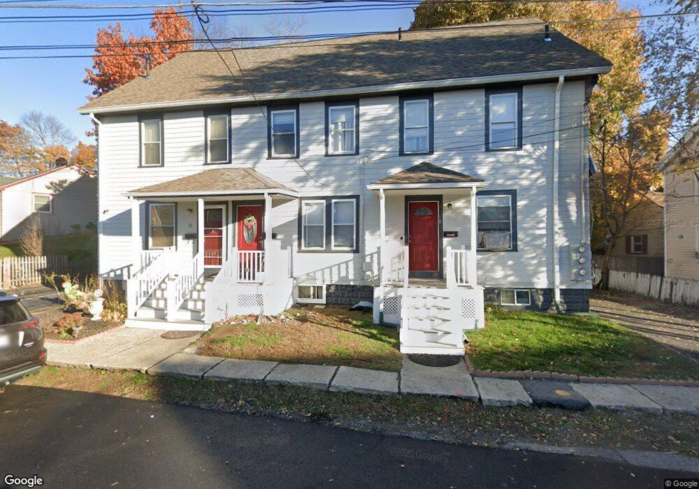 5 Ellis Ct, Woburn, MA 01801 - photo 1