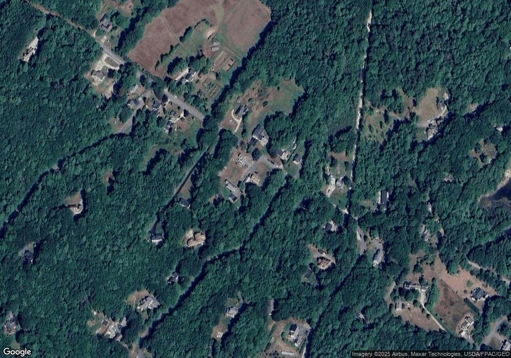 38 Pine St, Freeport, ME 04032 - photo 1