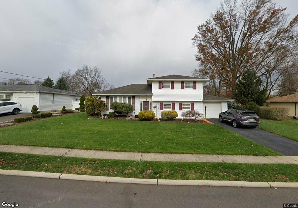 22 Schaeffer Ln, Freehold, NJ 07728 - photo 1