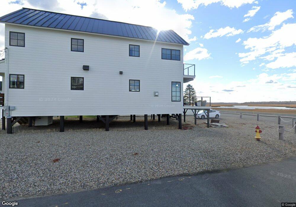 27 11th St W, Salisbury, MA 01952 - photo 1