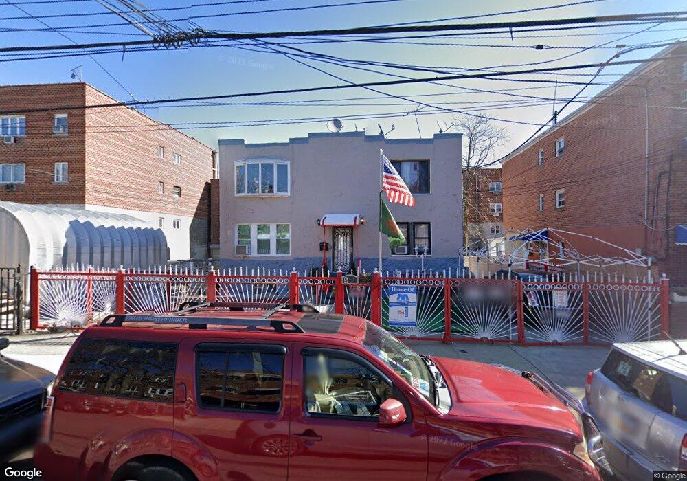 544 Taylor Ave, Bronx, NY 10473 - photo 1