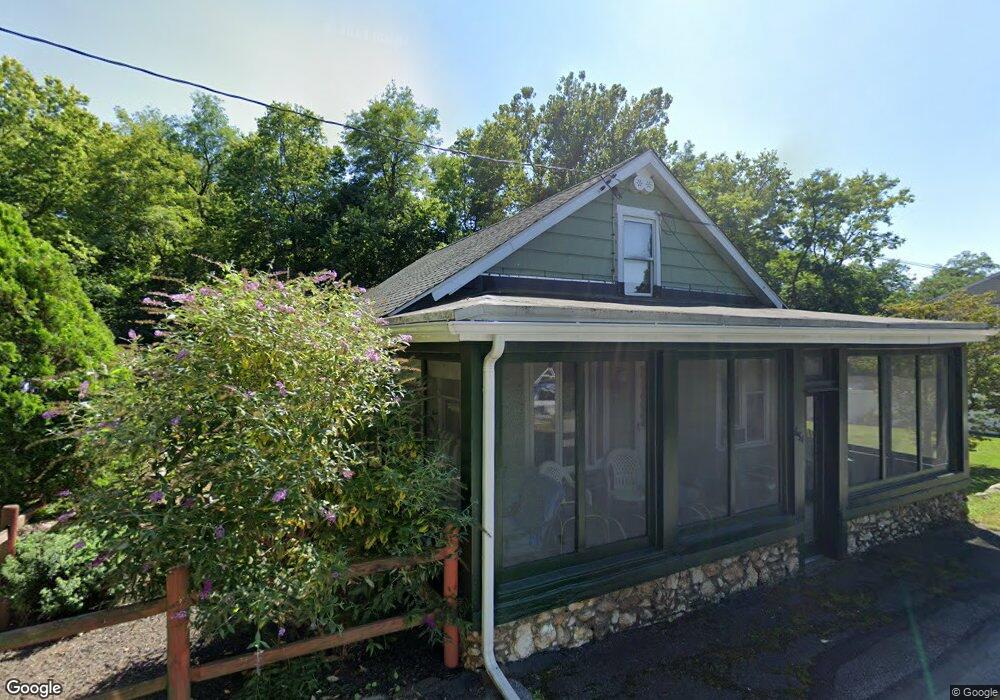 654 Fairview Ave, Columbia, PA 17512 - photo 1