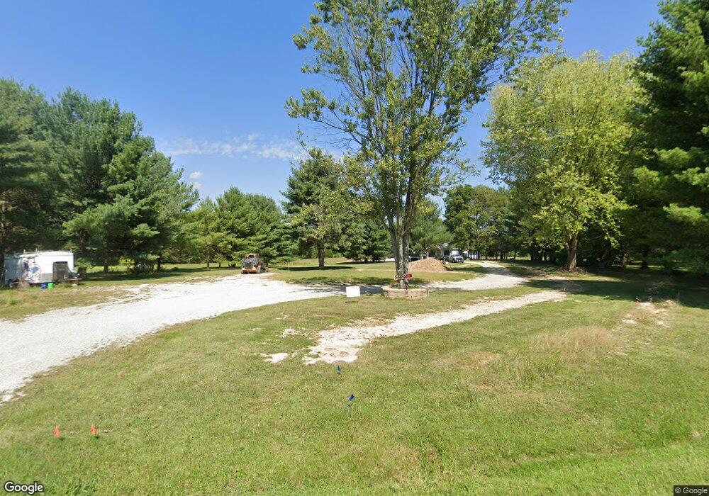 5600 W Deaver Rd, Columbus, IN 47201 - photo 1