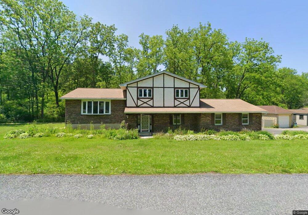 4261 Clover Hollow Rd, Slatington, PA 18080 - photo 1