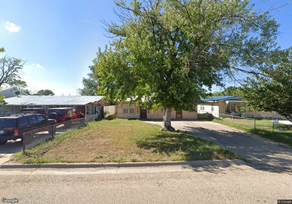 107 N Birge Ave, Dumas, TX 79029 - photo 1