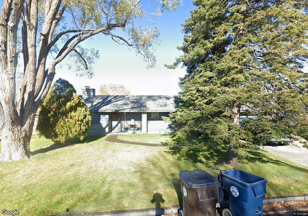 1605 SW Parkway Dr, Redmond, OR 97756 - photo 1