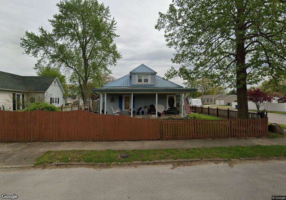 227 W Riggy Ave, West Terre Haute, IN 47885 - photo 1