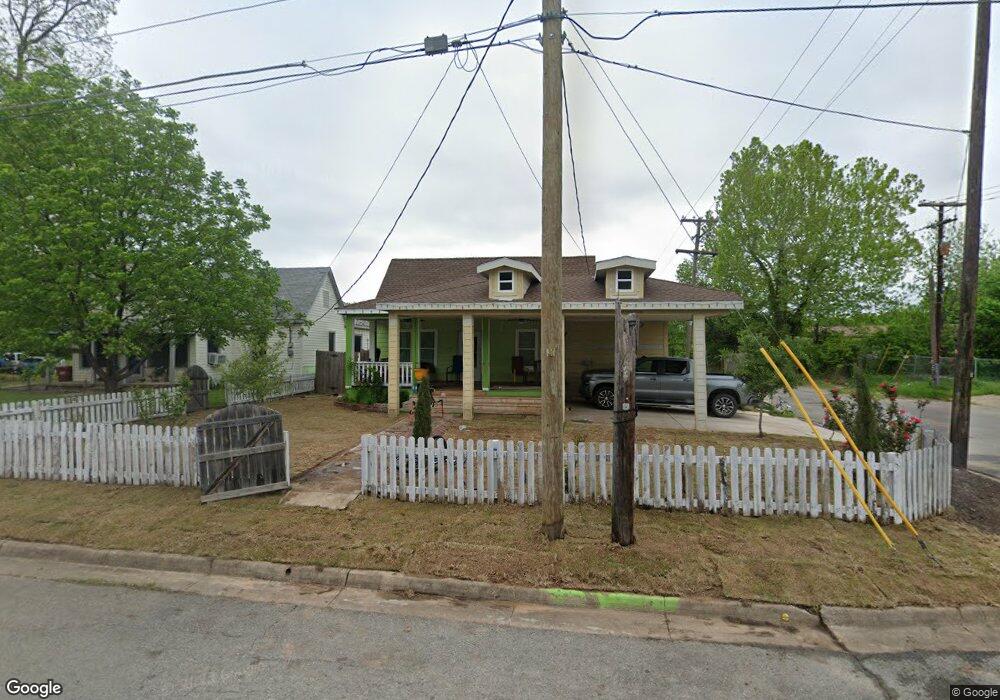 200 Lipscomb St, Bonham, TX 75418 - photo 1