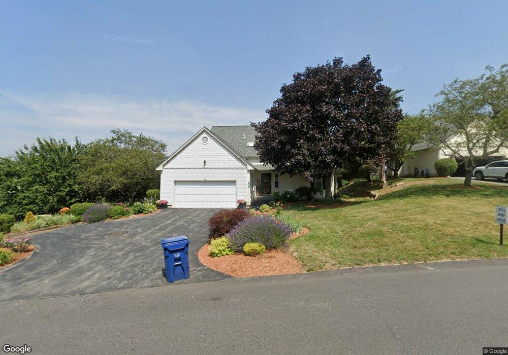 70 Fairway Dr unit 20, North Dartmouth, MA 02747 - photo 1
