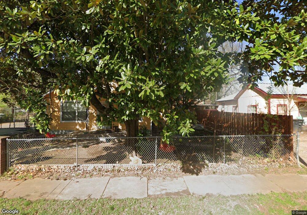 701 N Robinson St, Cleburne, TX 76031 - photo 1