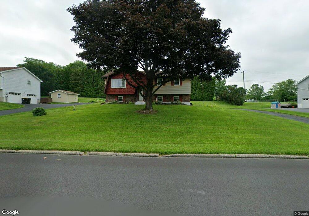 7496 Miller Dr, Bath, PA 18014 - photo 1