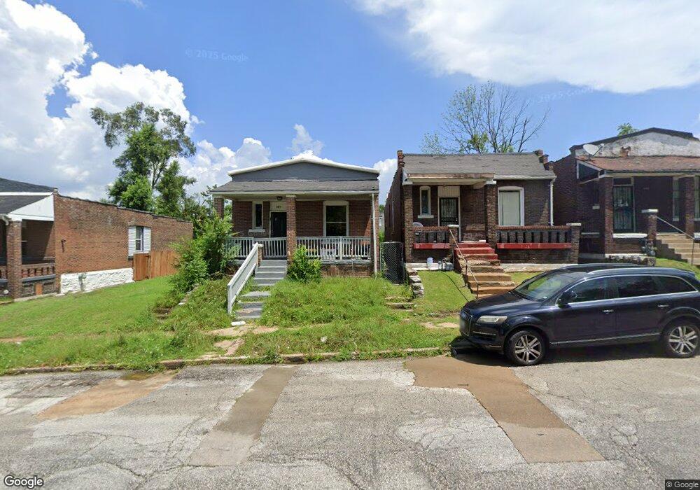 4497 Lee Ave, Saint Louis, MO 63115 - photo 1