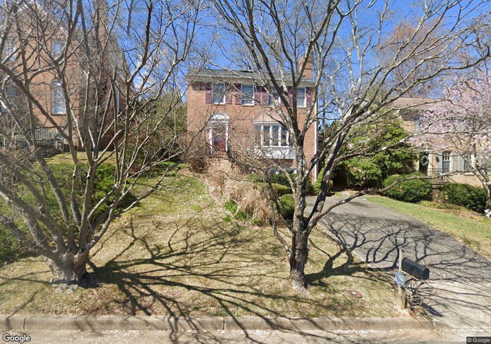 1134 Randolph Rd, McLean, VA 22101 - photo 1
