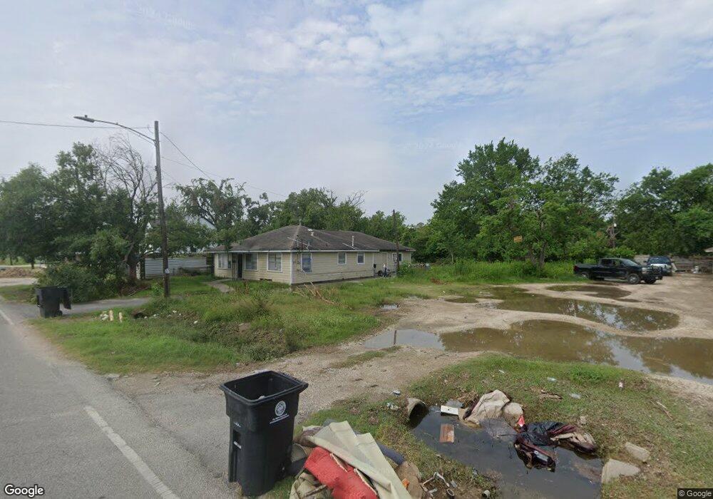 7819 Hirsch Rd, Houston, TX 77016 - photo 1