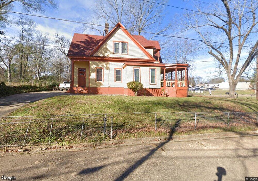 128 E Green St, Hazlehurst, MS 39083 - photo 1