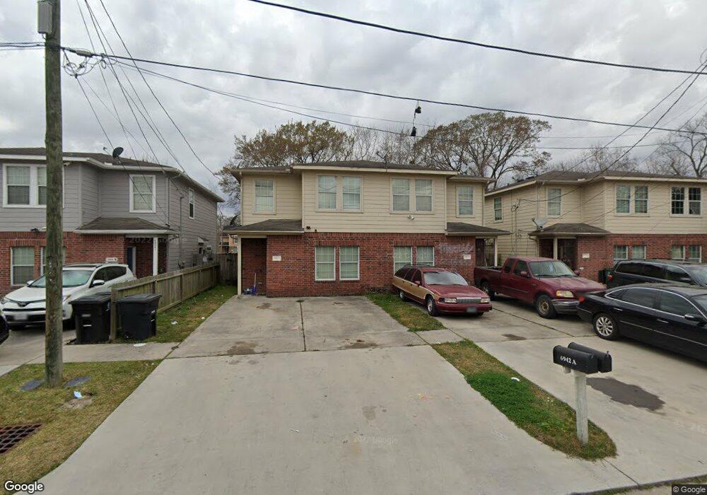 6942 Paris St unit B, Houston, TX 77021 - photo 1