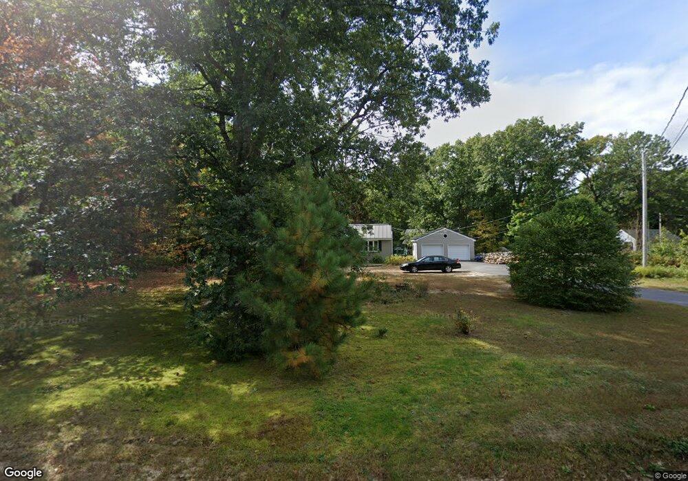 10 Blueberry Ln, Gray, ME 04039 - photo 1