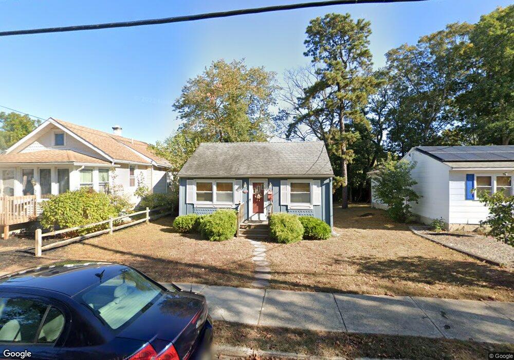 121 W Pierson Ave, Somers Point, NJ 08244 - photo 1