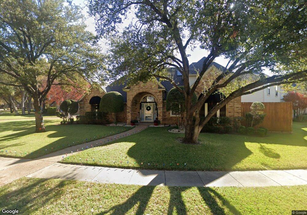 1112 Hidden Oaks Dr, Bedford, TX 76022 - photo 1