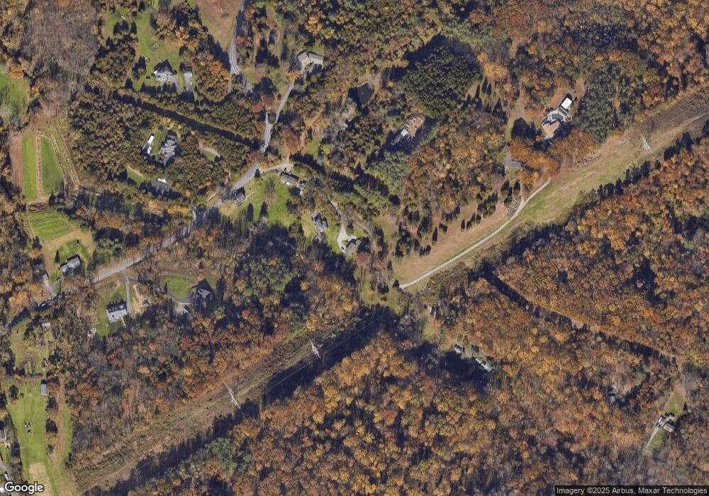 28 Cedar Commons Ln, Birdsboro, PA 19508 - photo 1