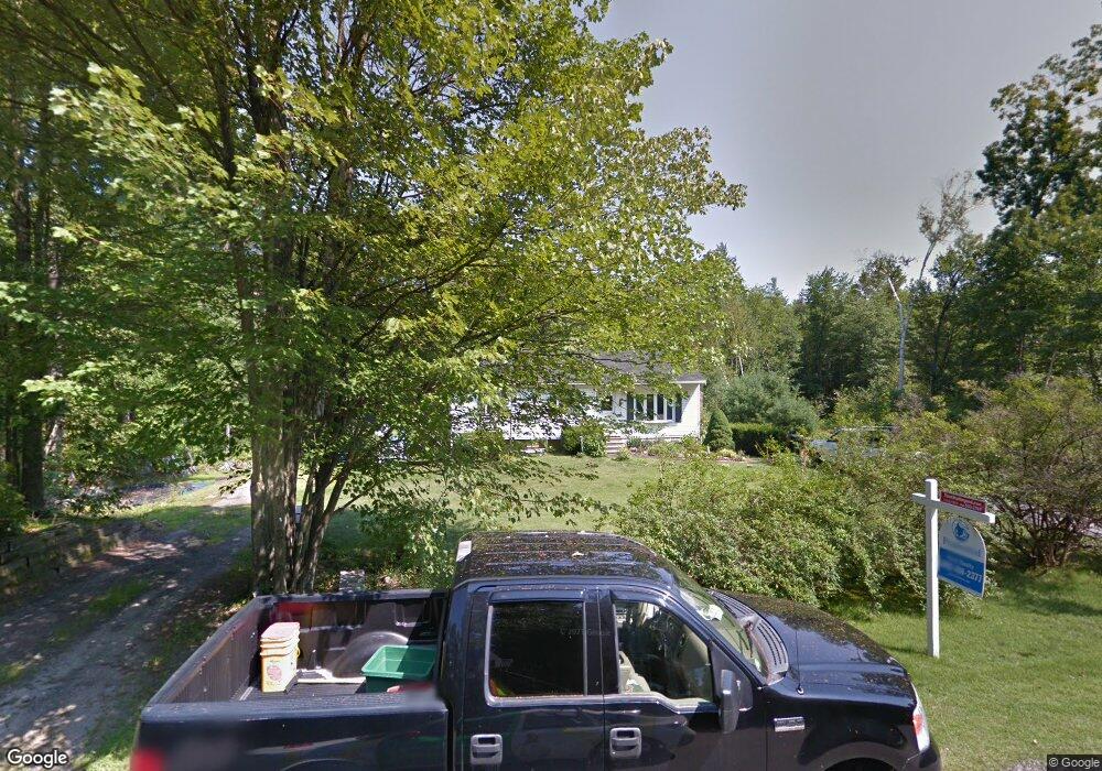 28 Justin Cir, Londonderry, NH 03053 - photo 1