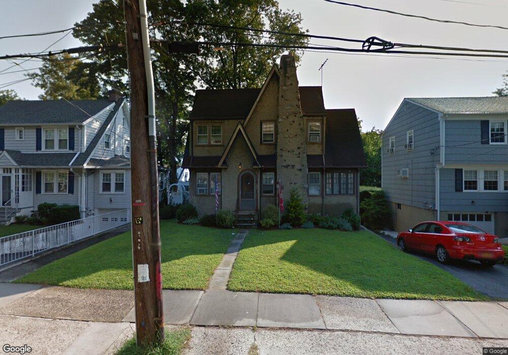 203 Carroll Ave, Mamaroneck, NY 10543 - photo 1