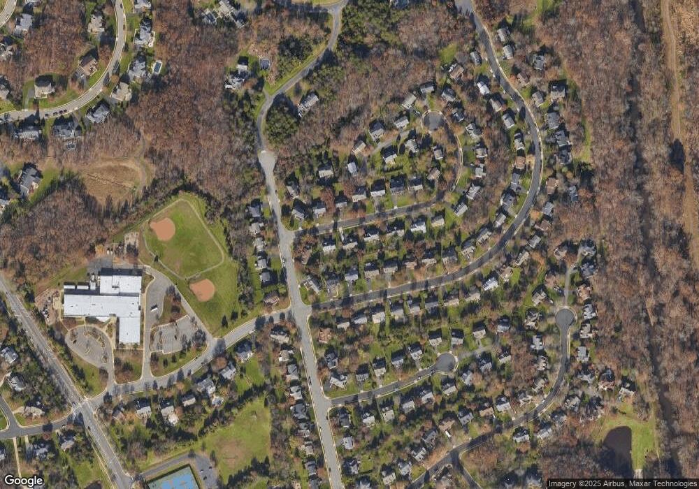 15483 Waters Creek Dr, Centreville, VA 20120 - photo 1