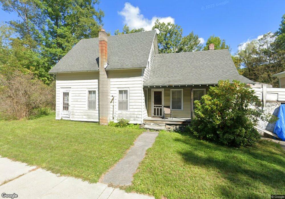 129 Tunnel St, Readsboro, VT 05350 - photo 1