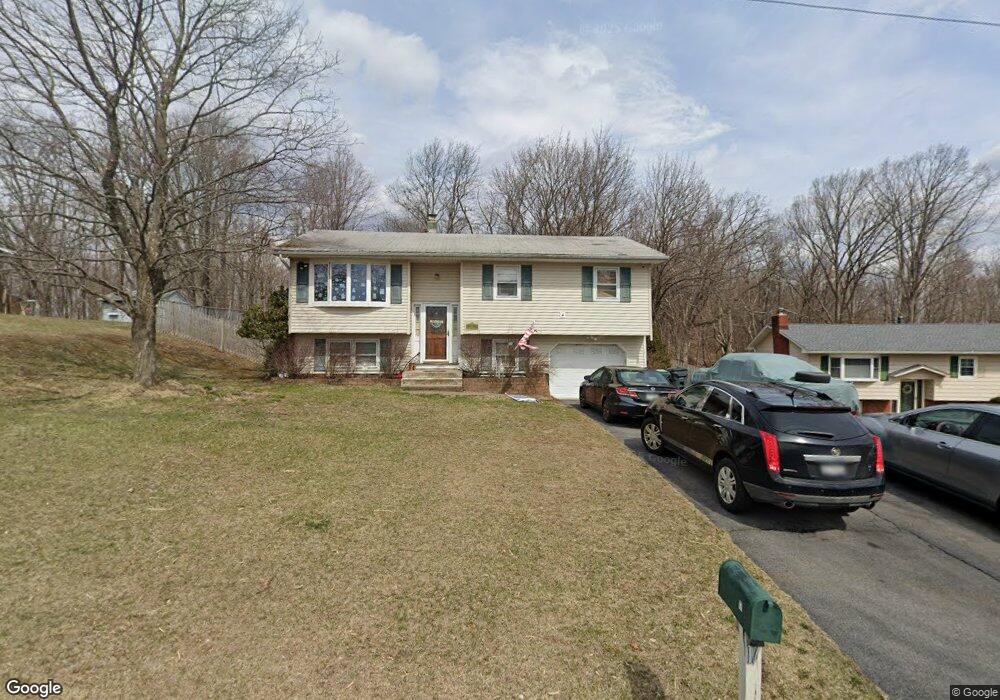 17 Lorelei Dr, Middletown, NY 10940 - photo 1