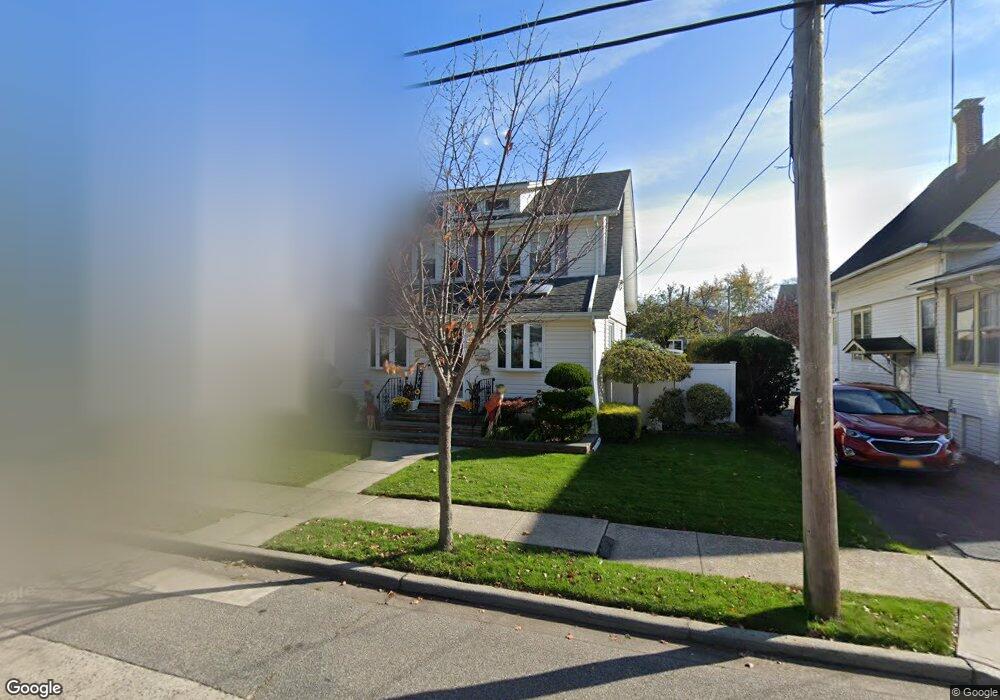 84 Woodlawn Ave, Valley Stream, NY 11581 - photo 1