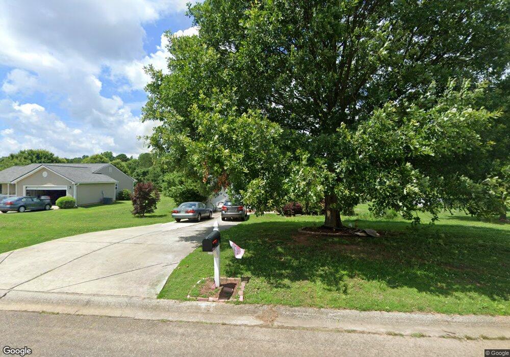 1609 Queens Dr, Winder, GA 30680 - photo 1